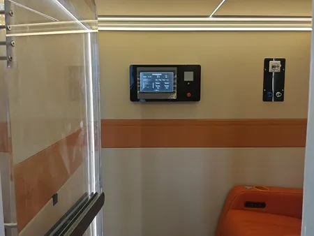 Dual-Place Mild Hyperbaric Oxygen Chamber