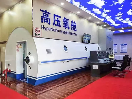 Multiplace Cylindrical Hyperbaric Oxygen Chamber