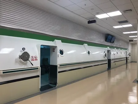 Multiplace Cylindrical Hyperbaric Oxygen Chamber (Omega Shape)