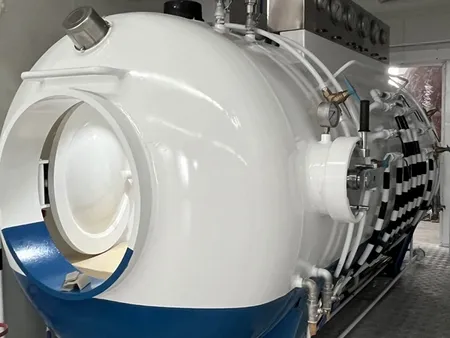 Multiplace Cylindrical Hyperbaric Oxygen Chamber (Omega Shape)